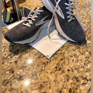 Women’s Brooks running shoe